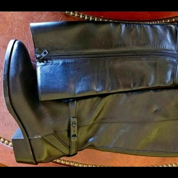 Women's Coach Boots - Picture 1 of 3